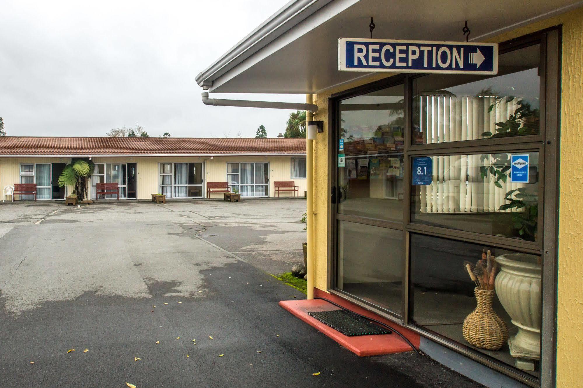 Ascot Motor Lodge Westport Exterior foto